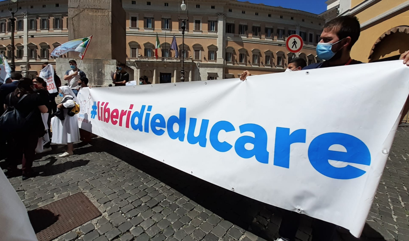 #Liberidieducare: la maratona per la famiglia! Oggi alle 19 in diretta streaming 1